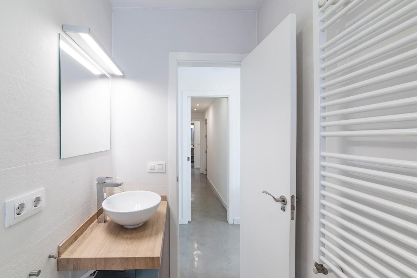 Alohamundi Corral Del Rey Apartment เซบีญา ภายนอก รูปภาพ